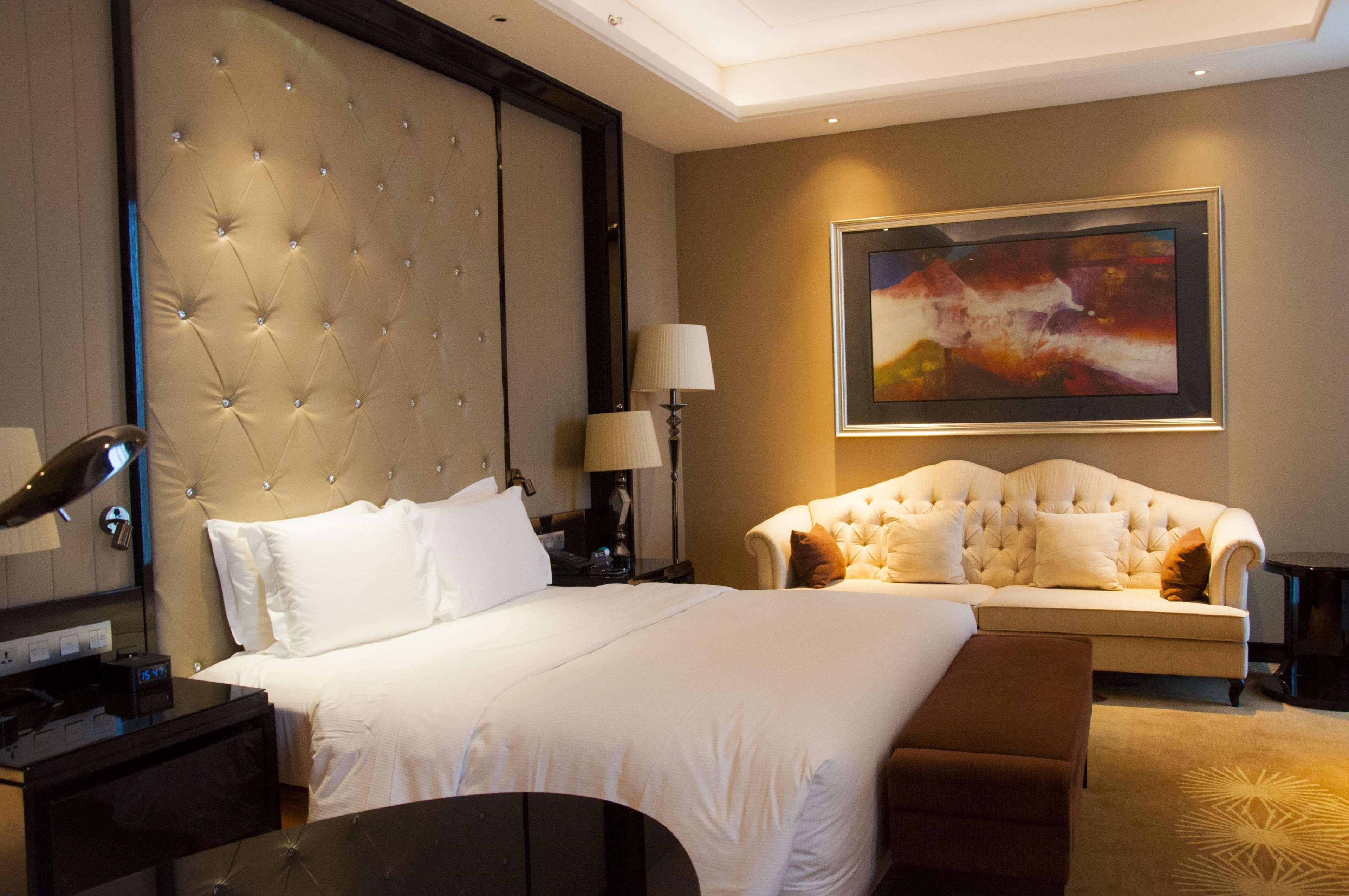 Hilton Nanjing Hotel Nanjing  Exterior photo